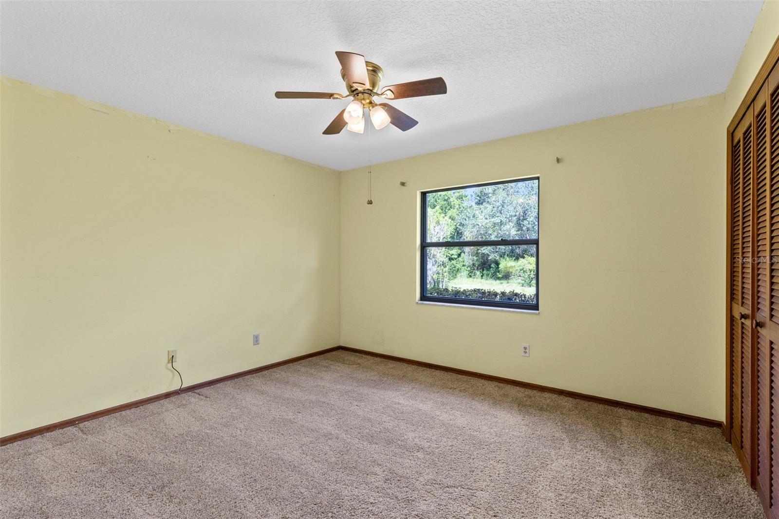 377 Riverwoods Trl Property Photo 12