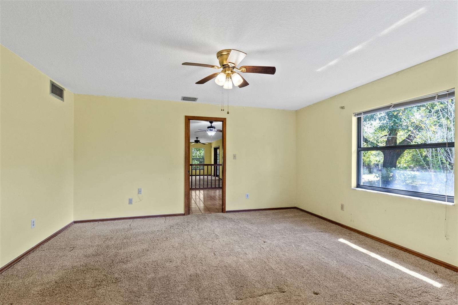 377 Riverwoods Trl Property Photo 16