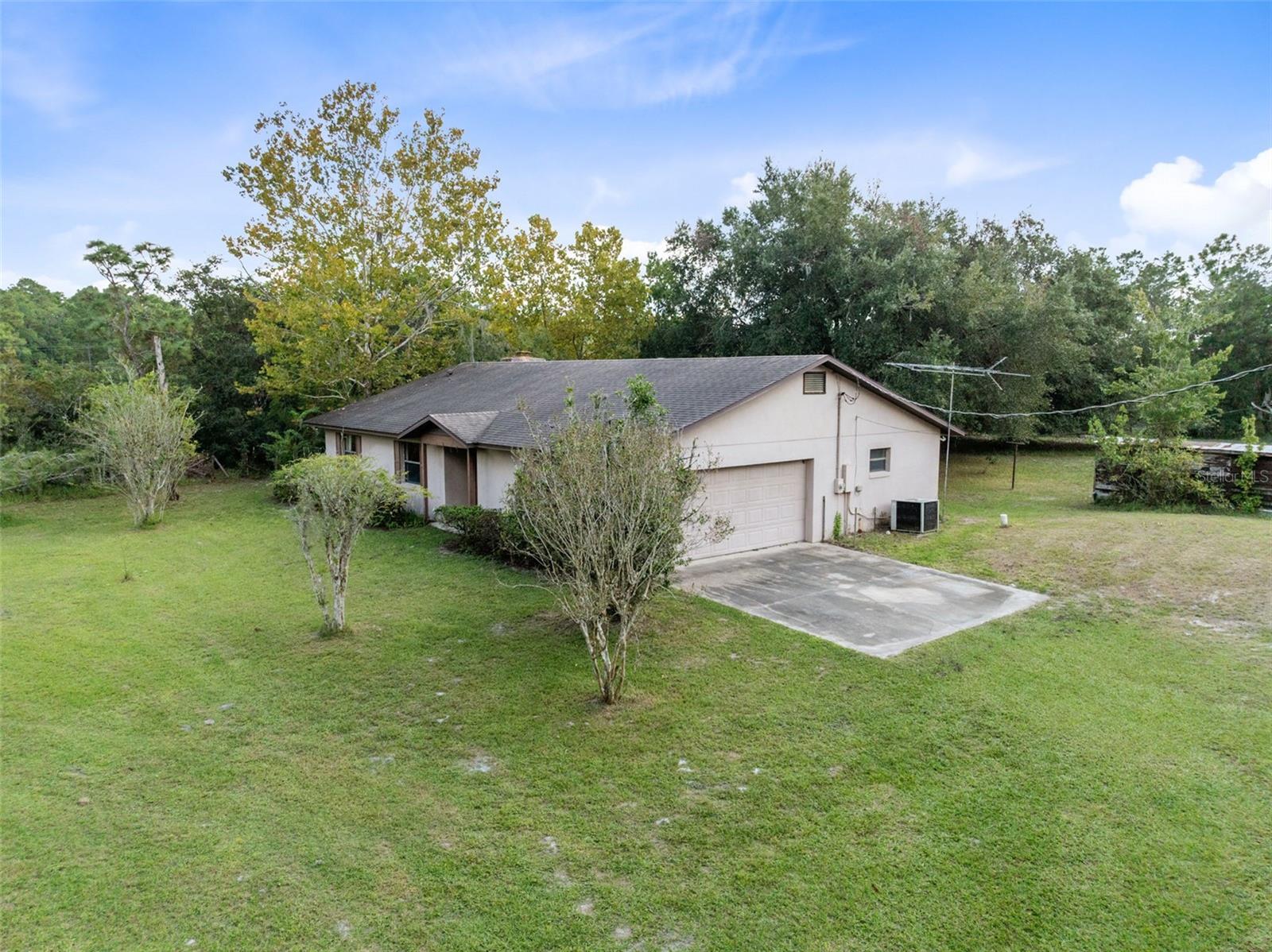 377 Riverwoods Trl Property Photo 24