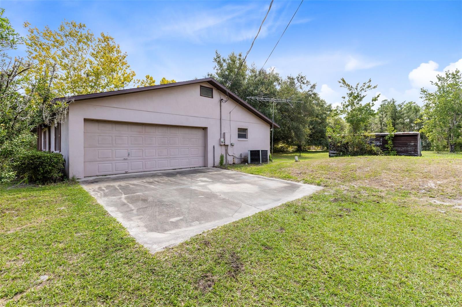 377 Riverwoods Trl Property Photo 29