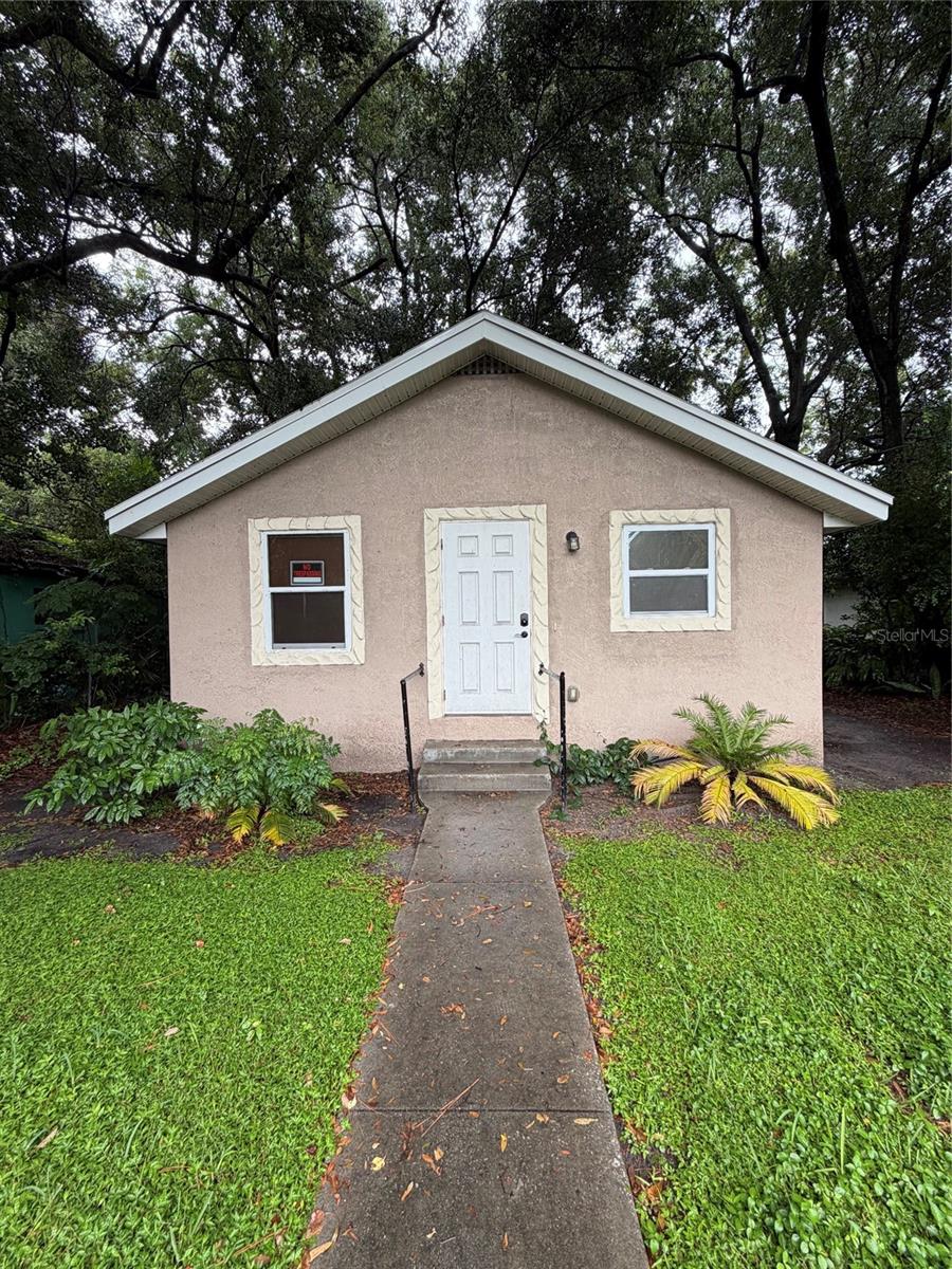 617 Citrus St Property Photo 1