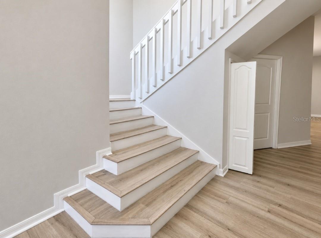 2512 Brookstone Dr Property Photo 4