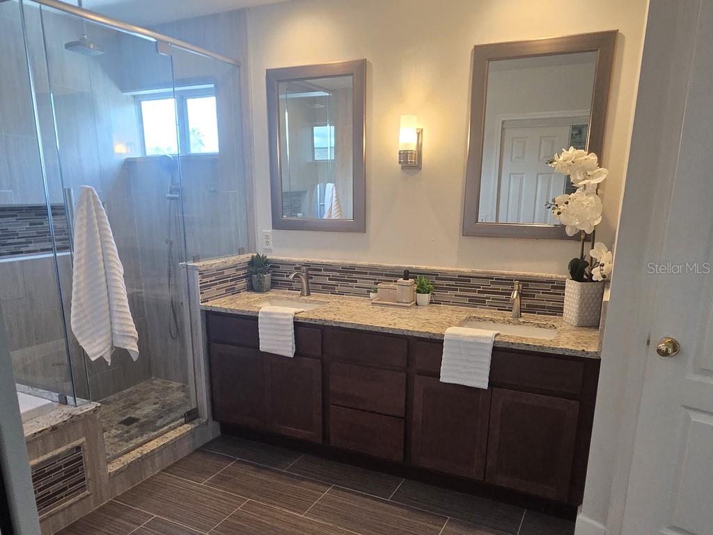 2512 Brookstone Dr Property Photo 24