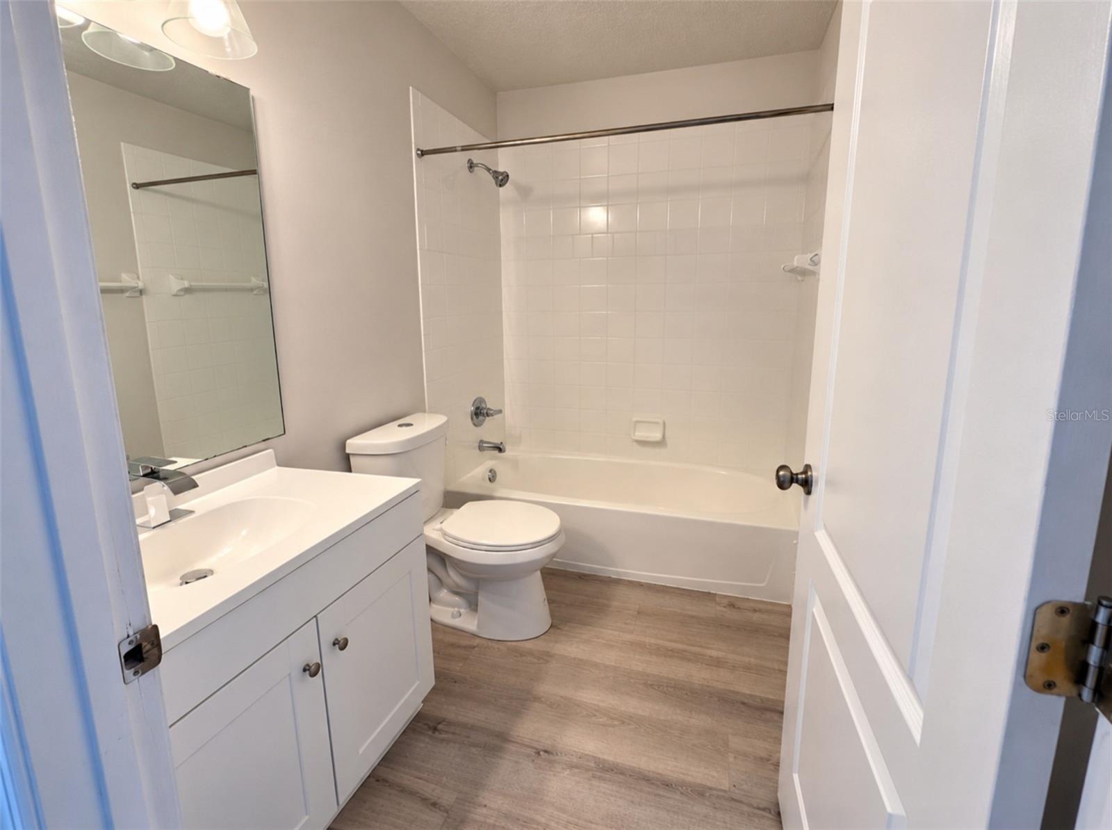 2512 Brookstone Dr Property Photo 43