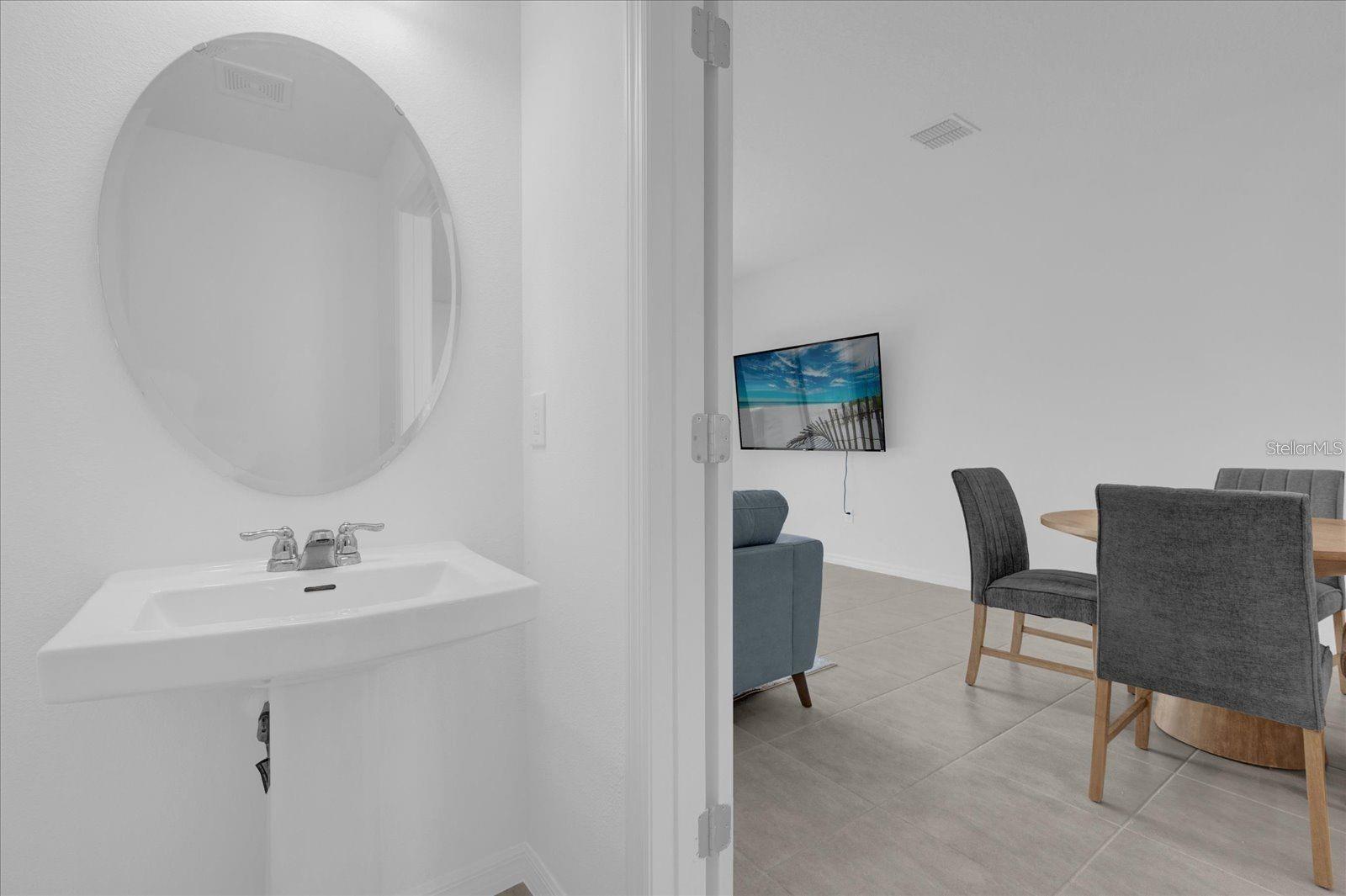 3221 Skyline Loop Loop Property Photo 6