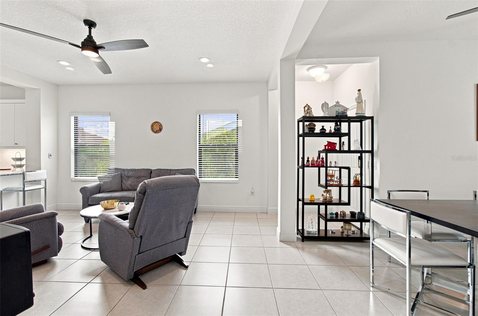 3723 Azurite Way Property Photo 4