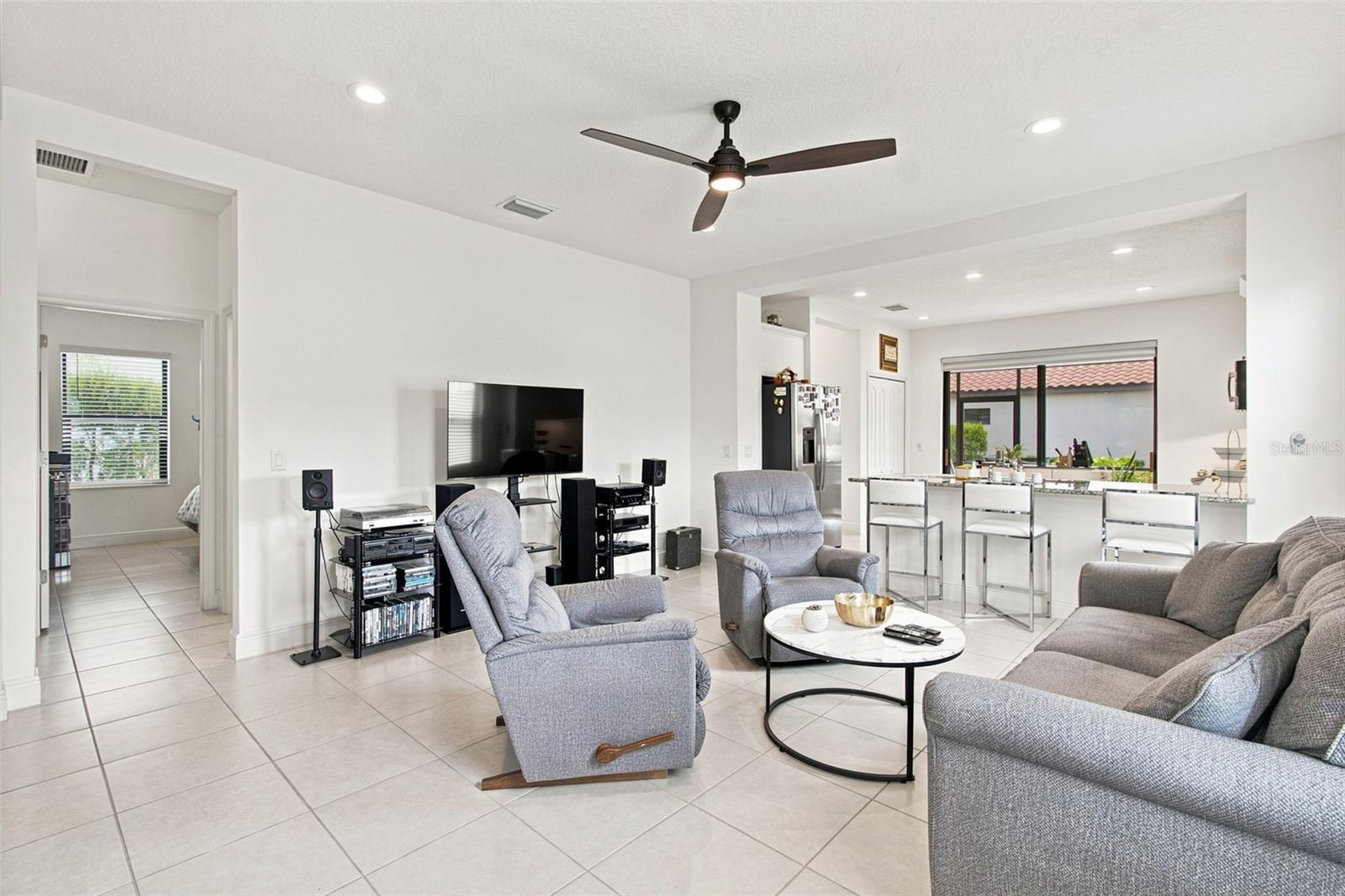 3723 Azurite Way Property Photo 5