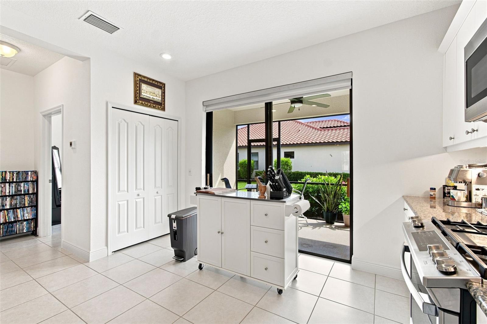 3723 Azurite Way Property Photo 14