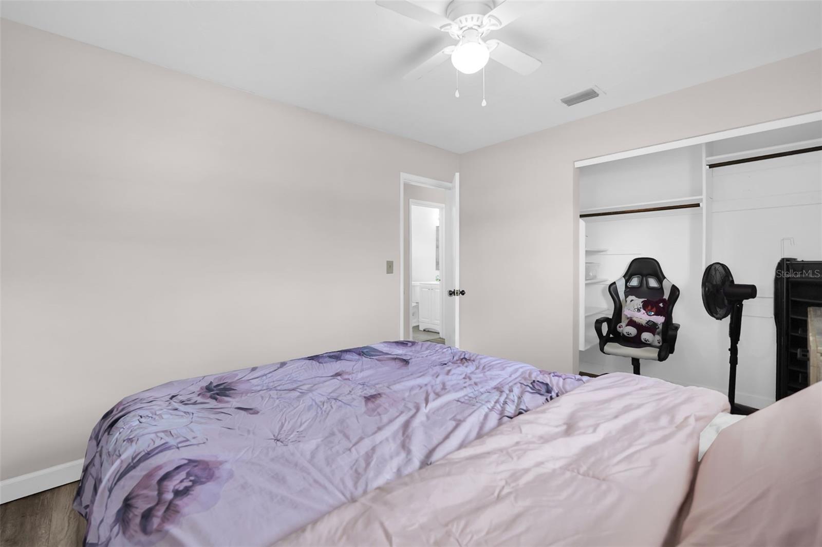 675 Hager St Property Photo 14