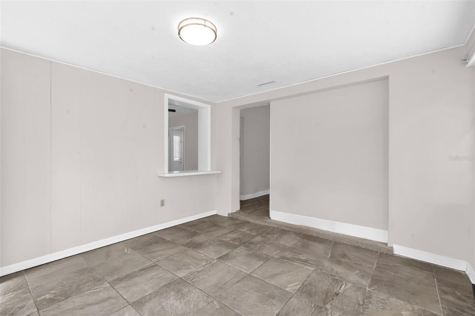 675 Hager St Property Photo 18