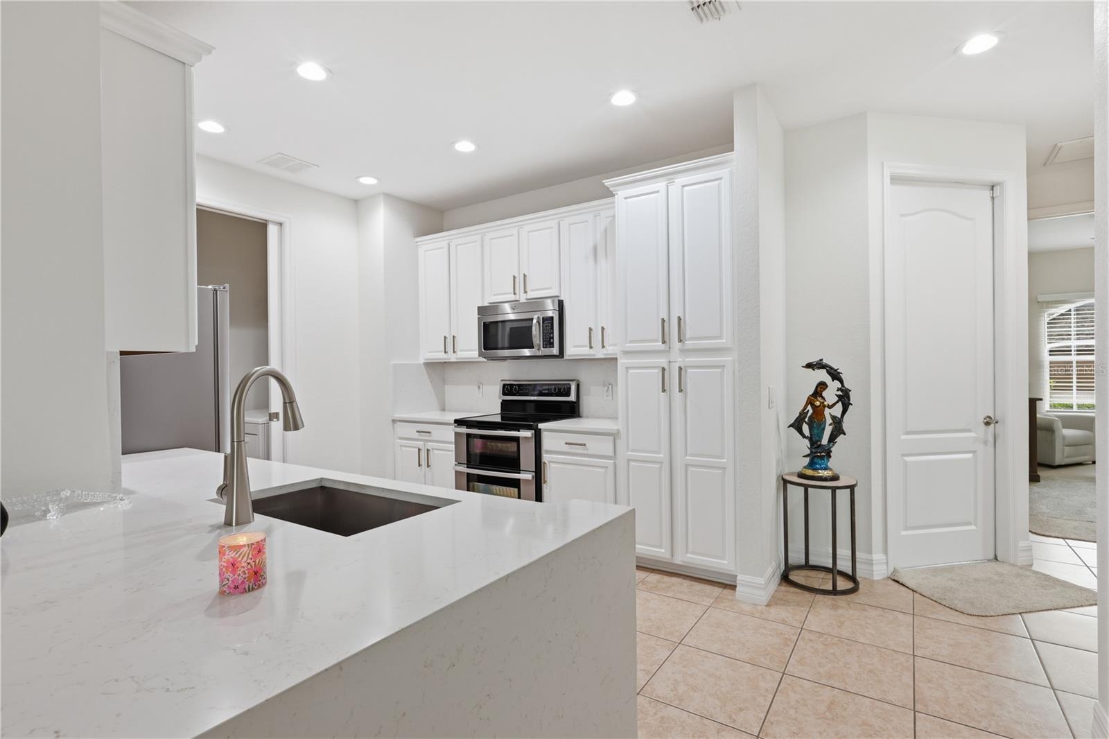 10312 Belfry Cir Property Photo 7