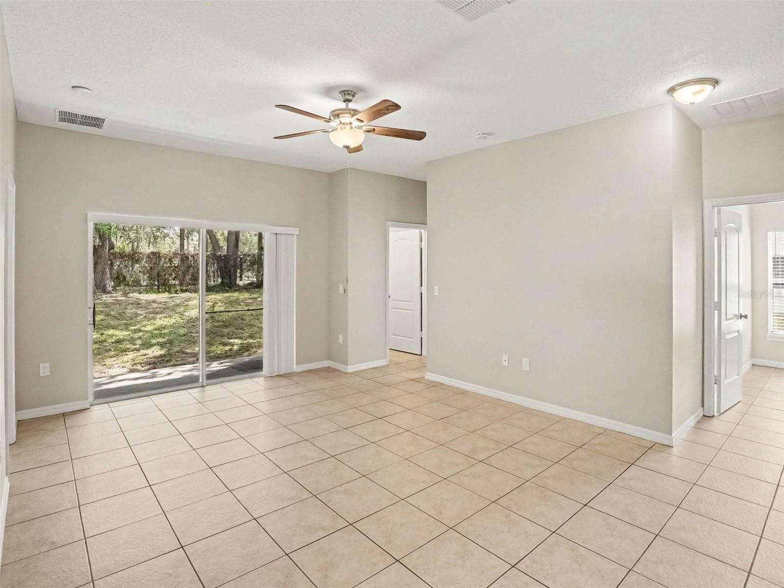 5007 Shale Ridge Trl Property Photo 2