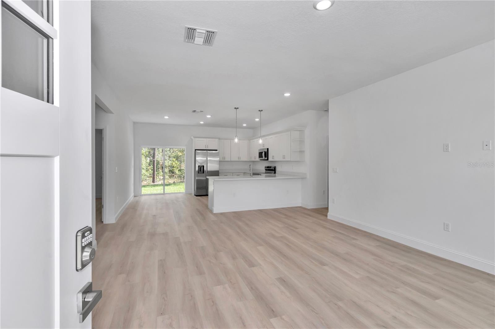 9219 N Akola Way Property Photo 13