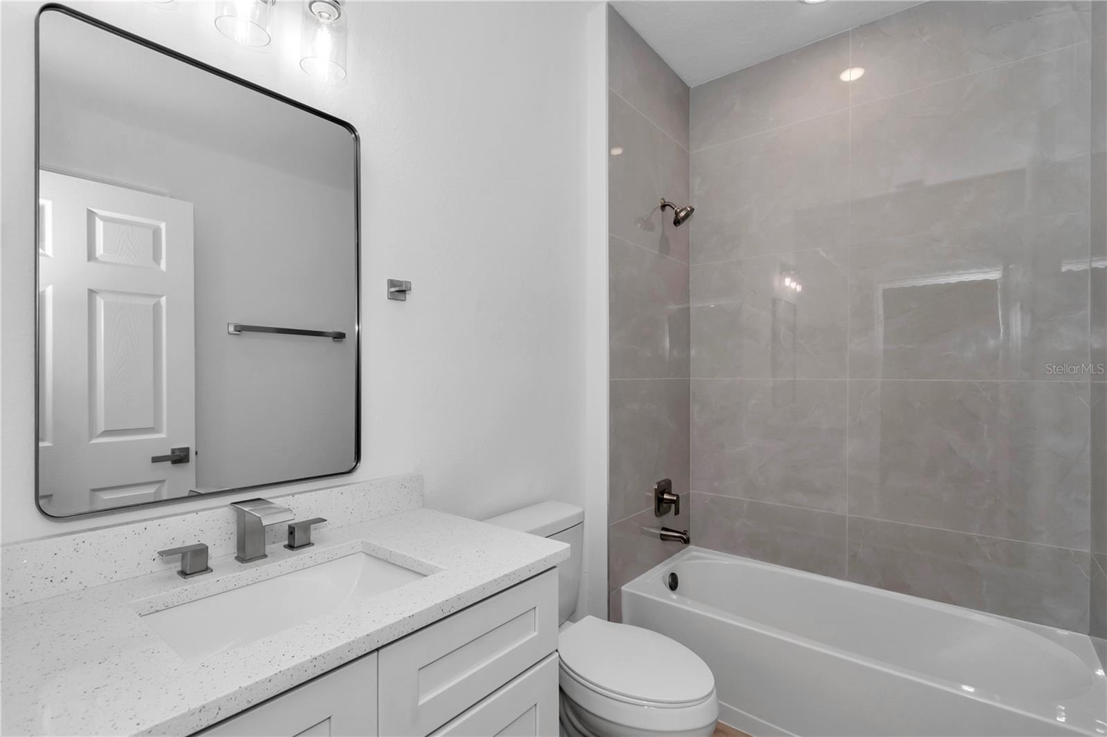 9219 N Akola Way Property Photo 31