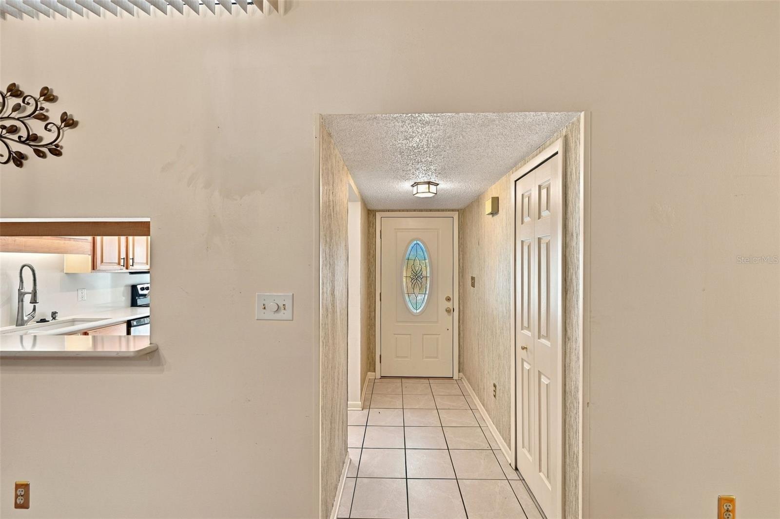 635 Woodridge Dr Property Photo 7