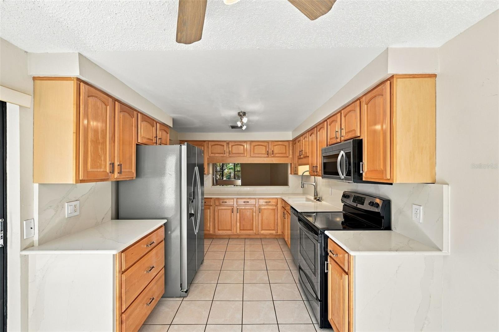 635 Woodridge Dr Property Photo 10