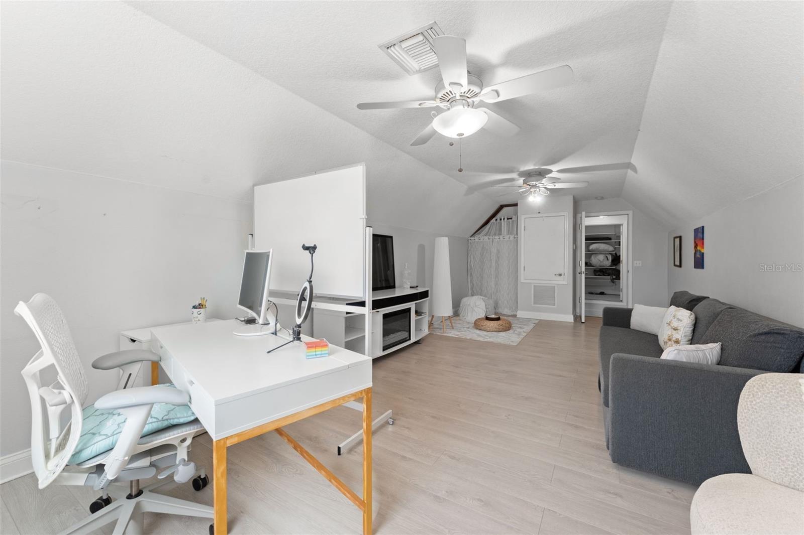 14209 Nell Dr Property Photo 27