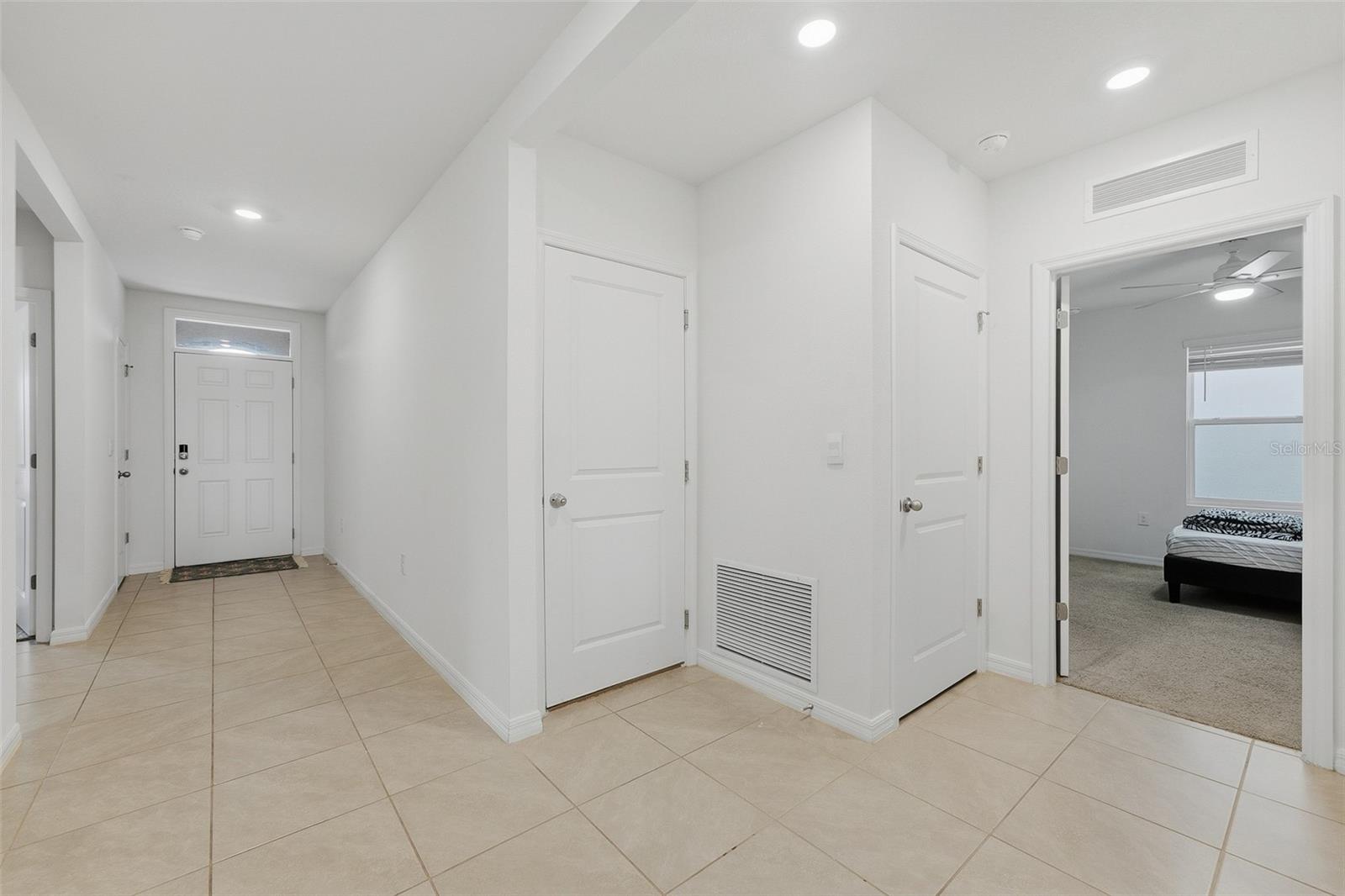 4171 Basinside Ct Property Photo 5