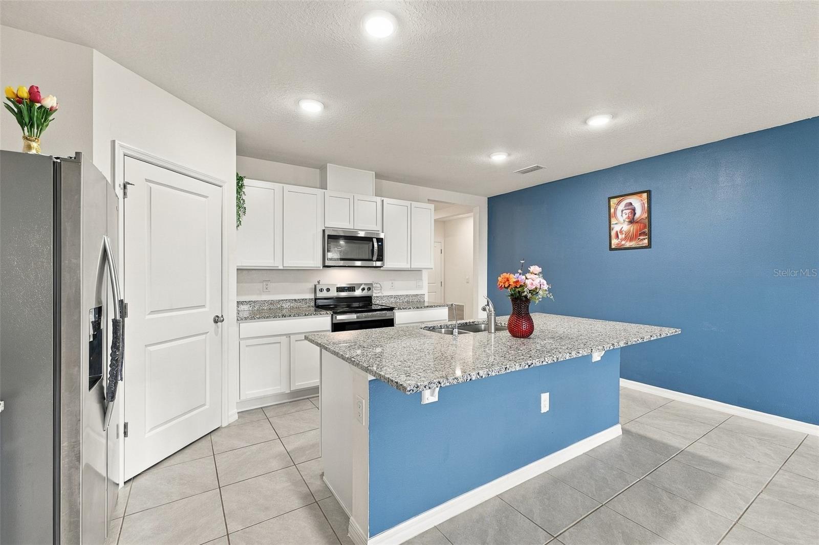 4171 Basinside Ct Property Photo 9