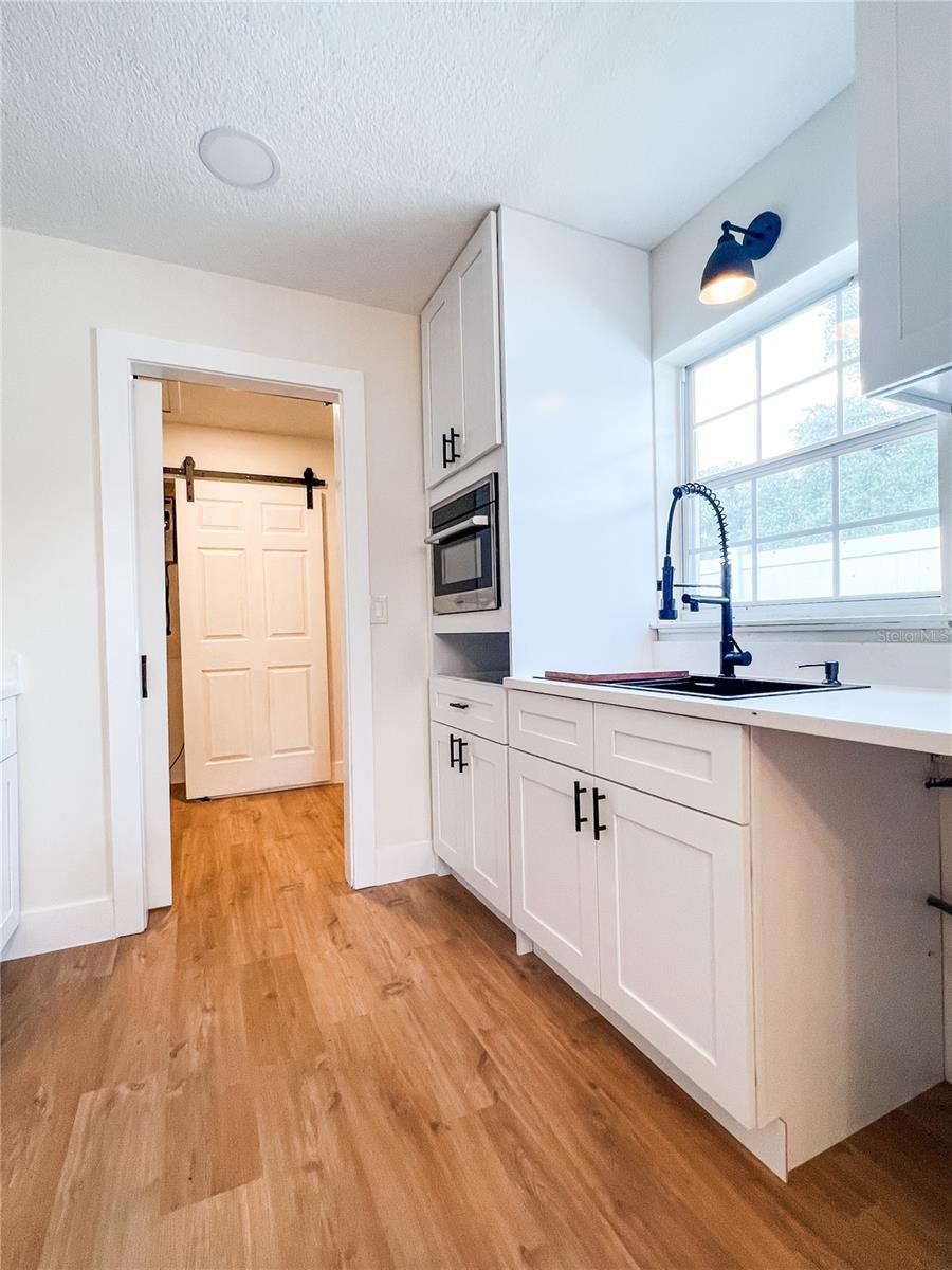 1314 Robie Ave Property Photo 4