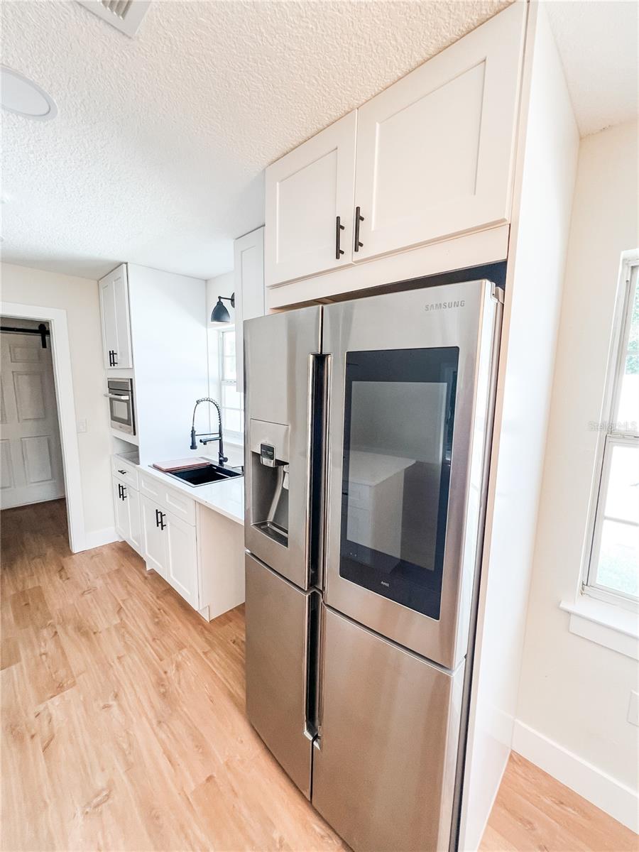 1314 Robie Ave Property Photo 6