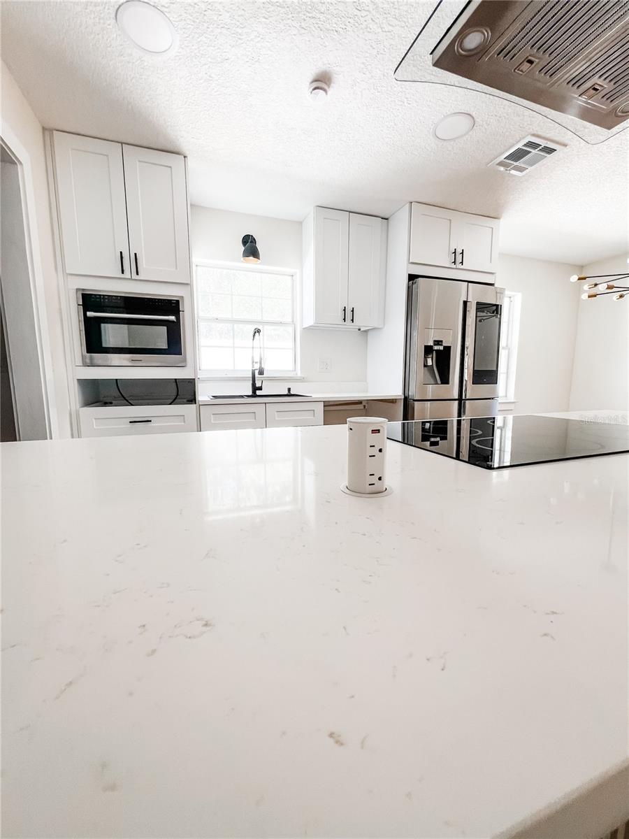 1314 Robie Ave Property Photo 9