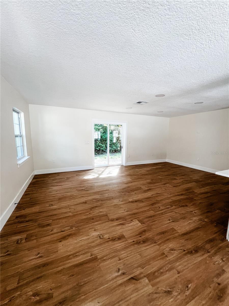 1314 Robie Ave Property Photo 13