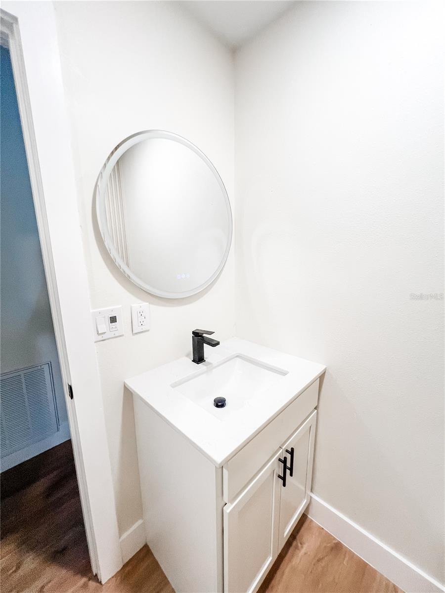 1314 Robie Ave Property Photo 18