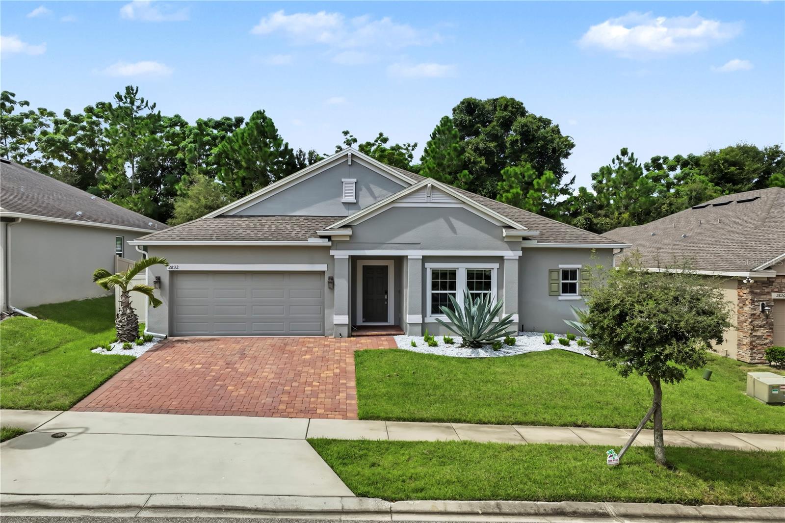 2832 SUGAR MAGNOLIA DR Property Photo 1