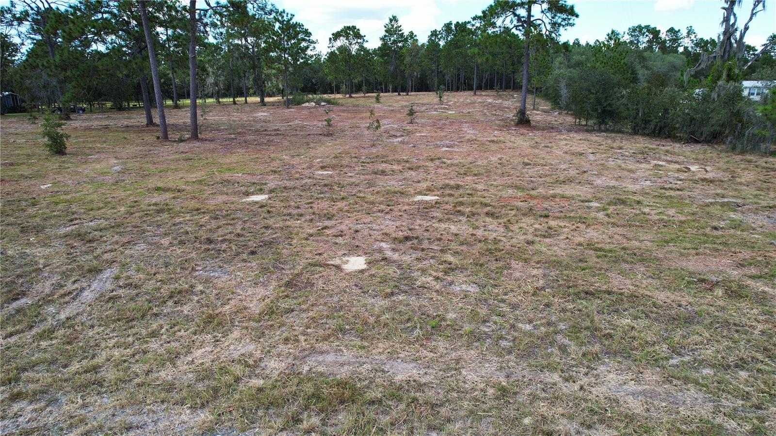 53rd Ln Property Photo 3