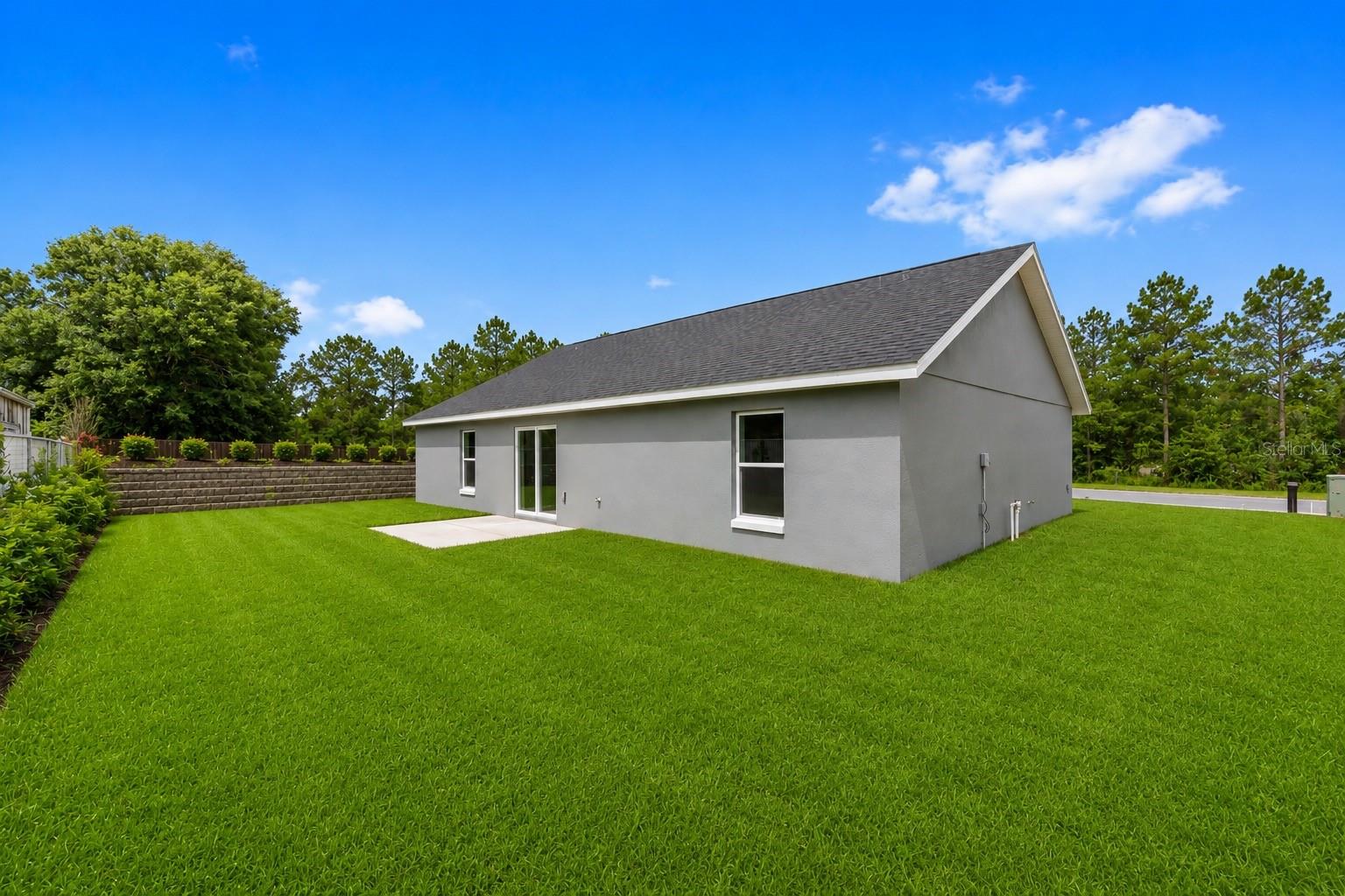 1455 Sw Half Moon Dr Property Photo 3