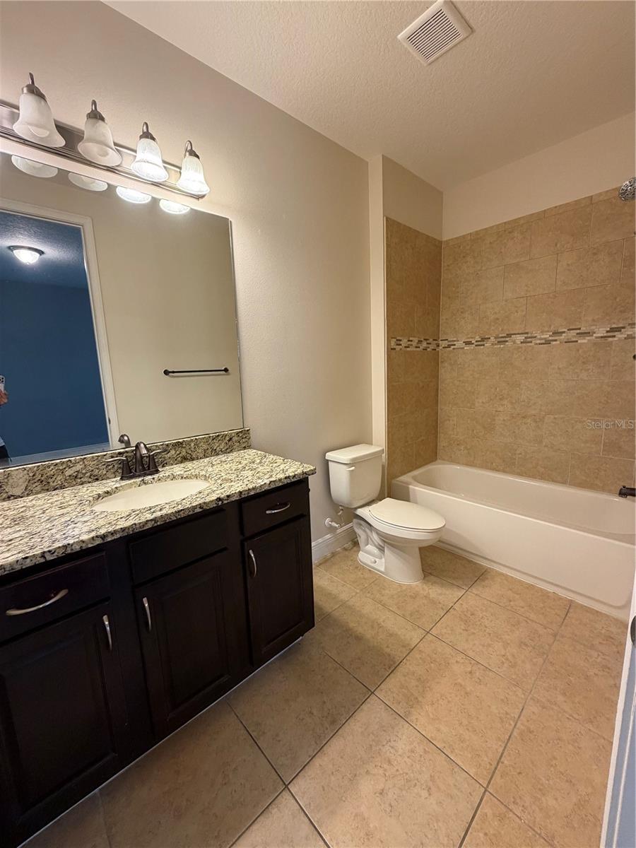 12952 Brandon Coates Dr Property Photo 14