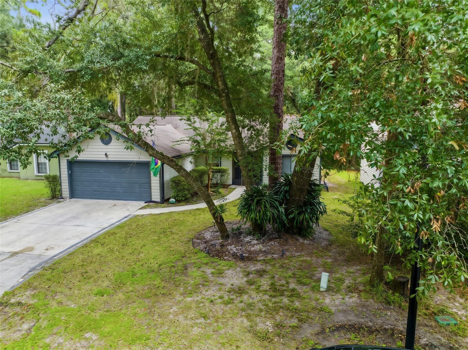 893 E Timberland Trl Property Photo 6