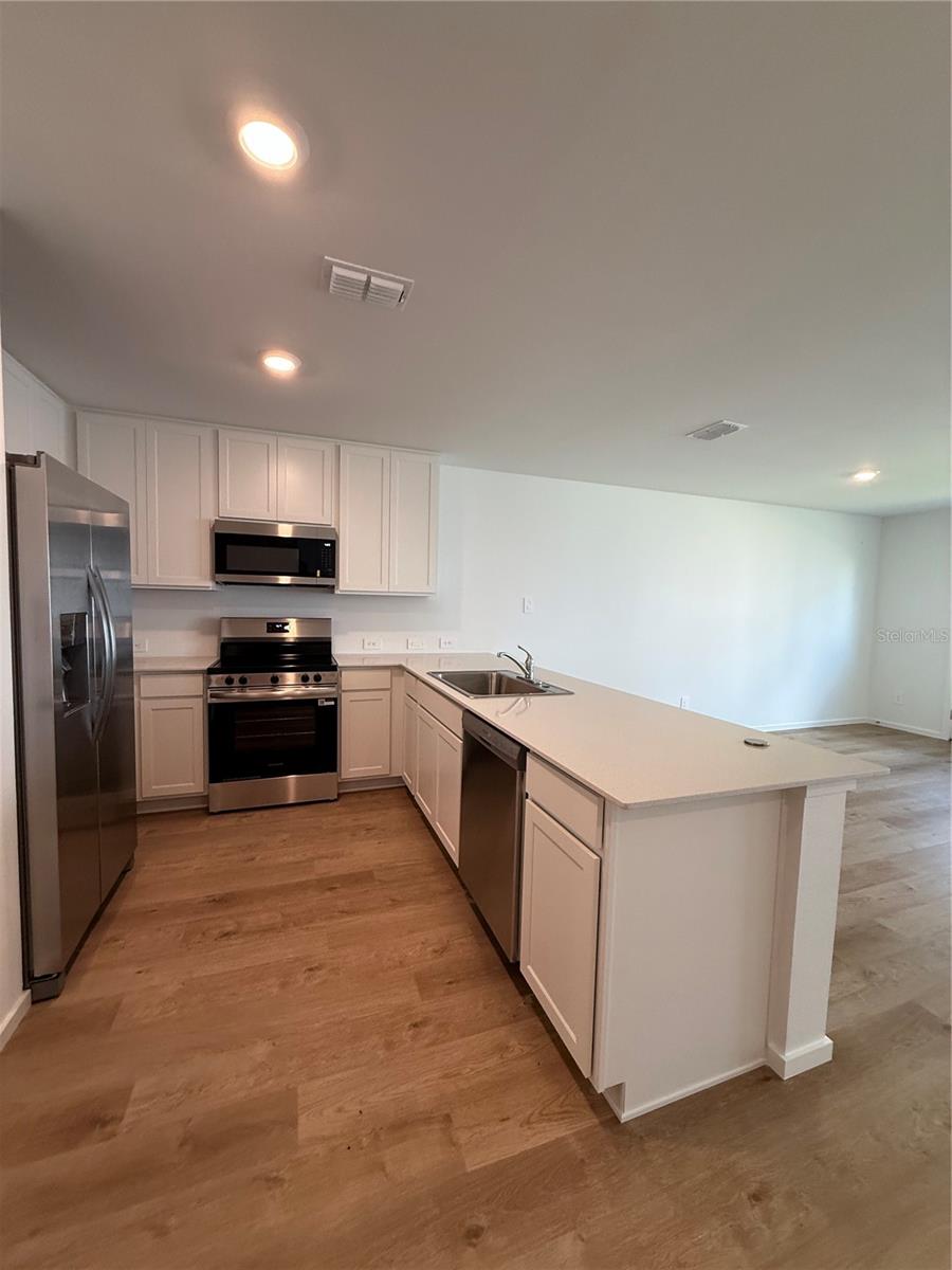1054 Twins St Property Photo 6