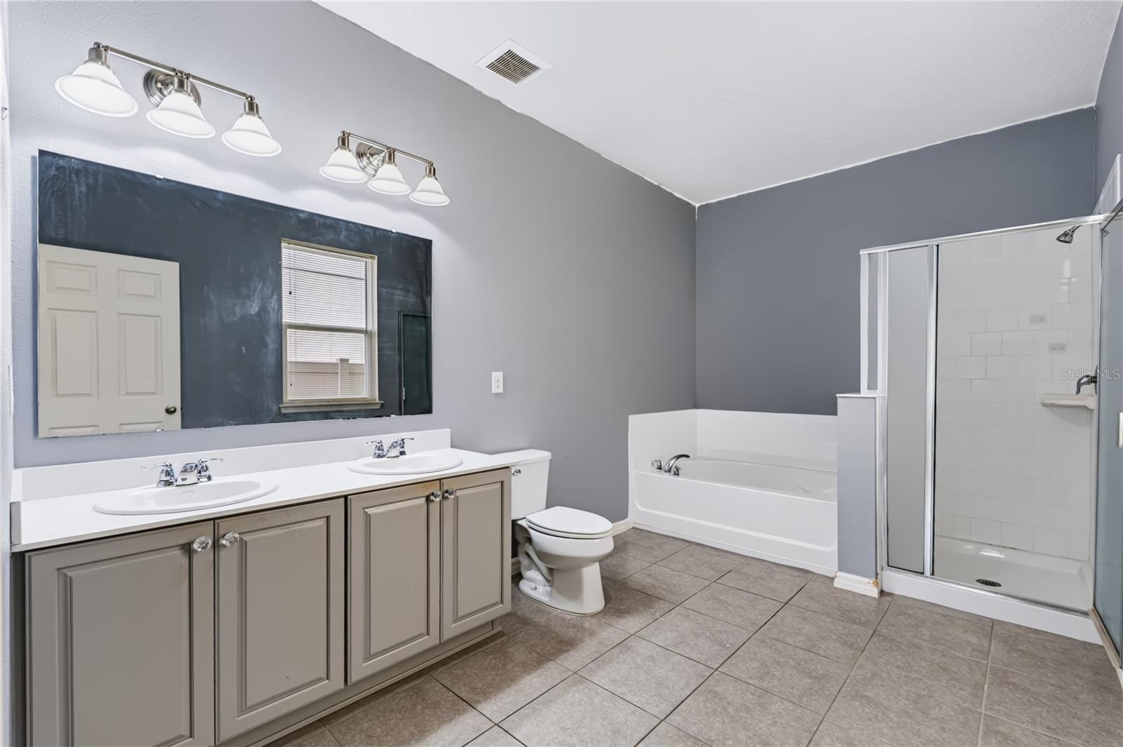 4721 Grassendale Ter Property Photo 12