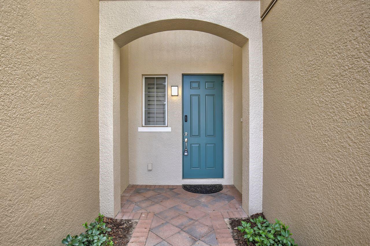 1724 Piedmont Pl Property Photo 2