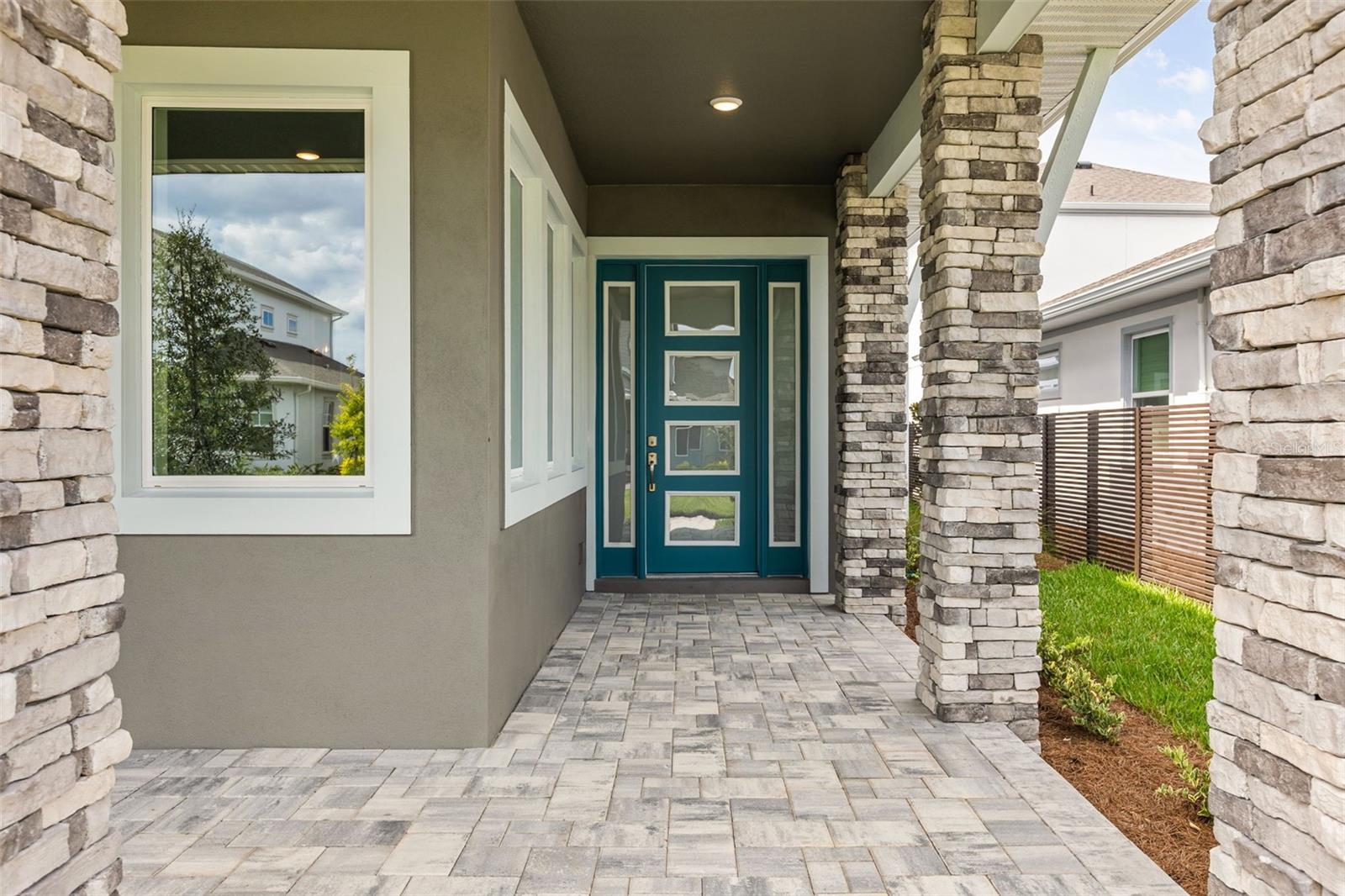 10061 Gobat Aly Property Photo 6