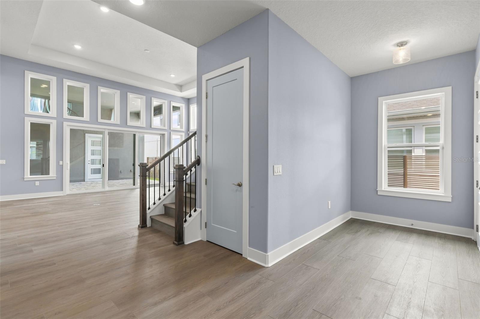 10061 Gobat Aly Property Photo 14