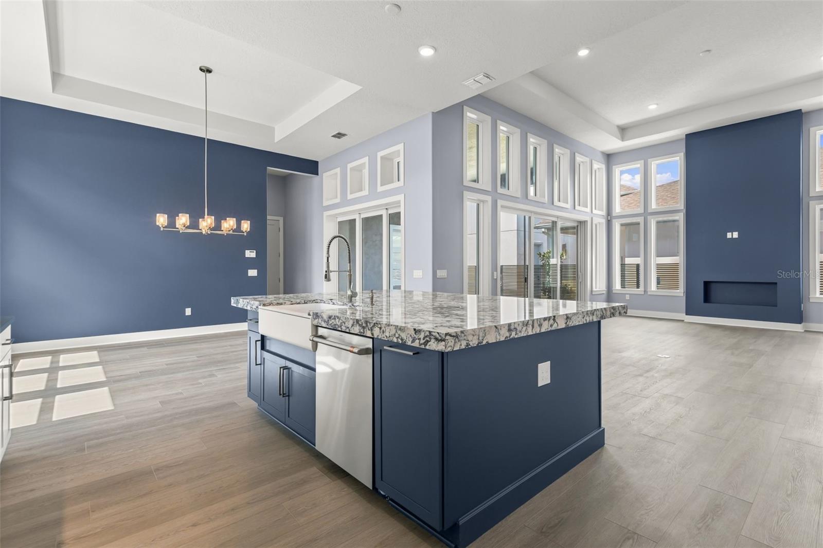 10061 Gobat Aly Property Photo 25