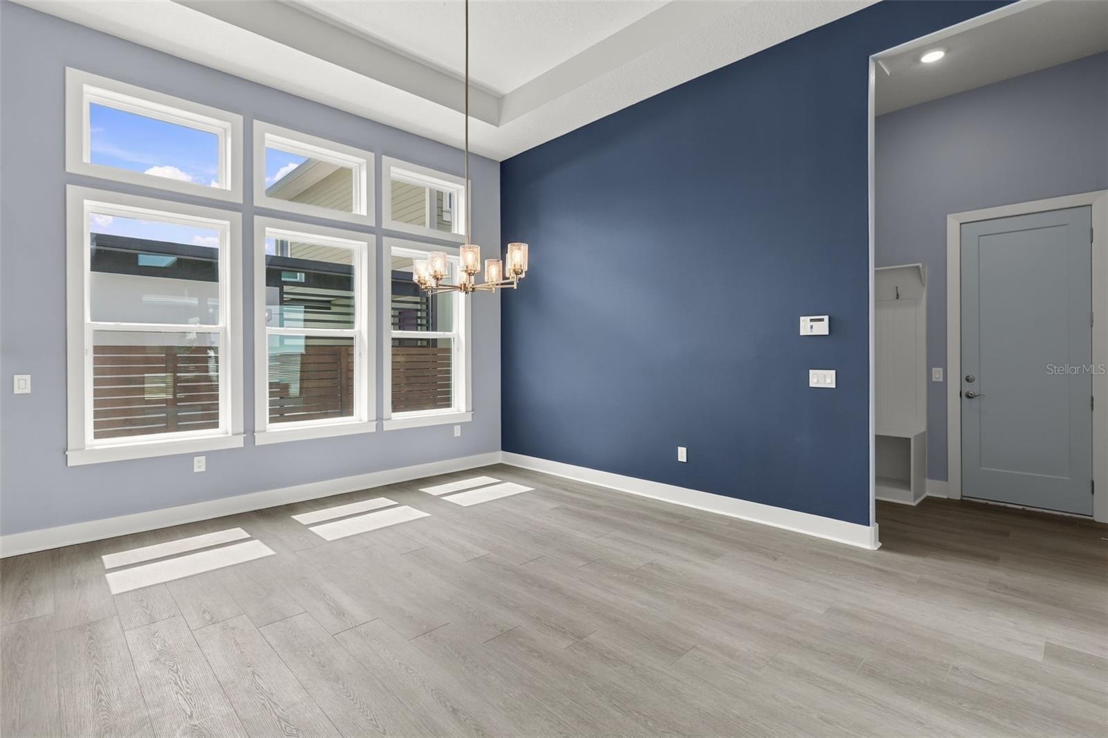10061 Gobat Aly Property Photo 26