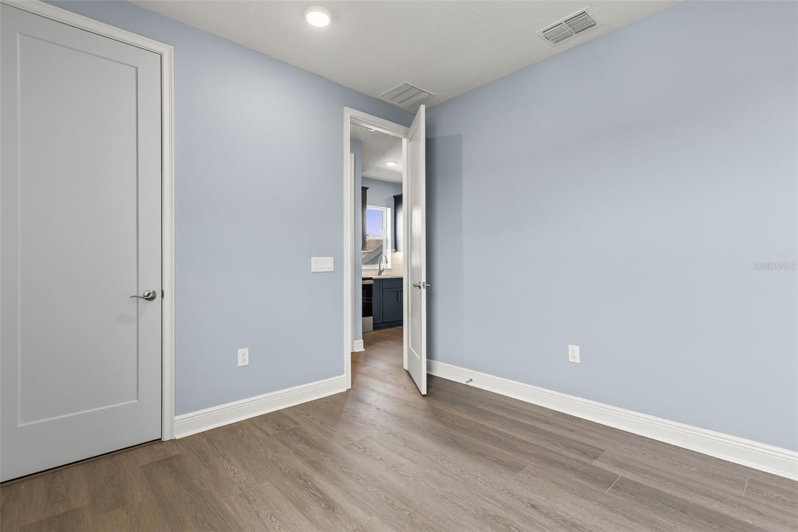 10061 Gobat Aly Property Photo 55