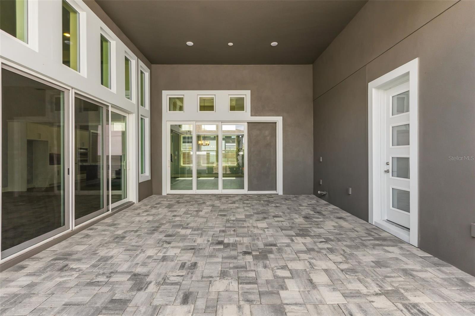 10061 Gobat Aly Property Photo 57