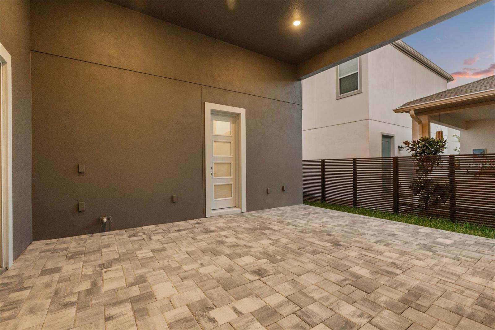 10061 Gobat Aly Property Photo 61