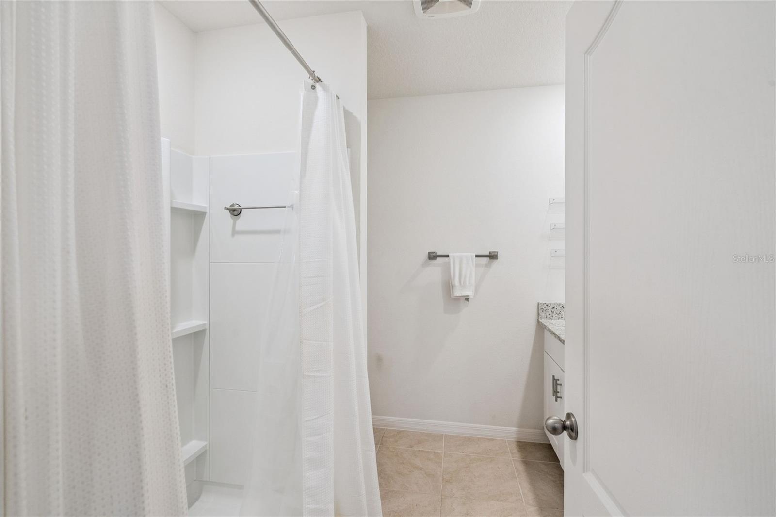 407 Charlotte Way Property Photo 21