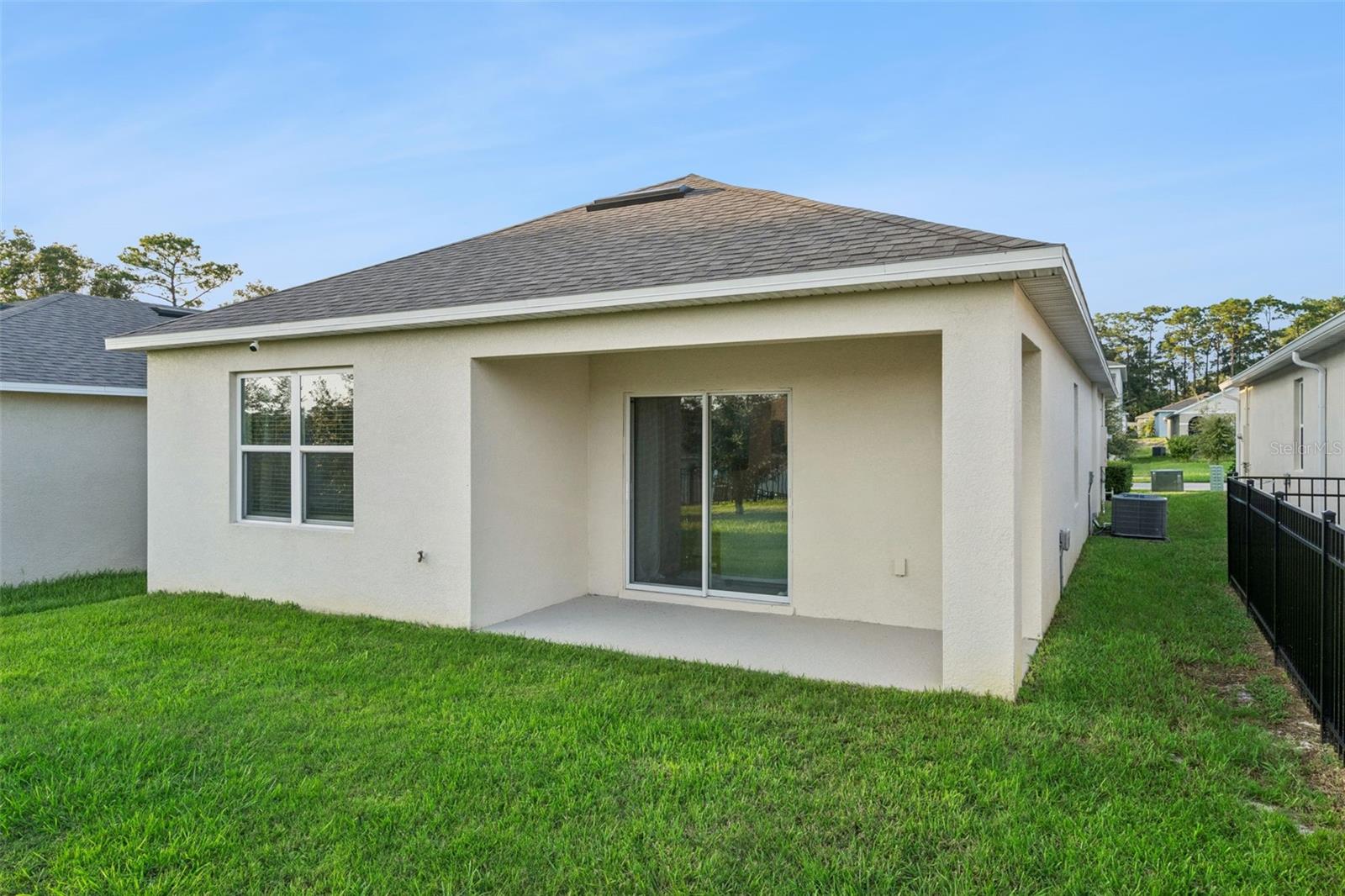 407 Charlotte Way Property Photo 26