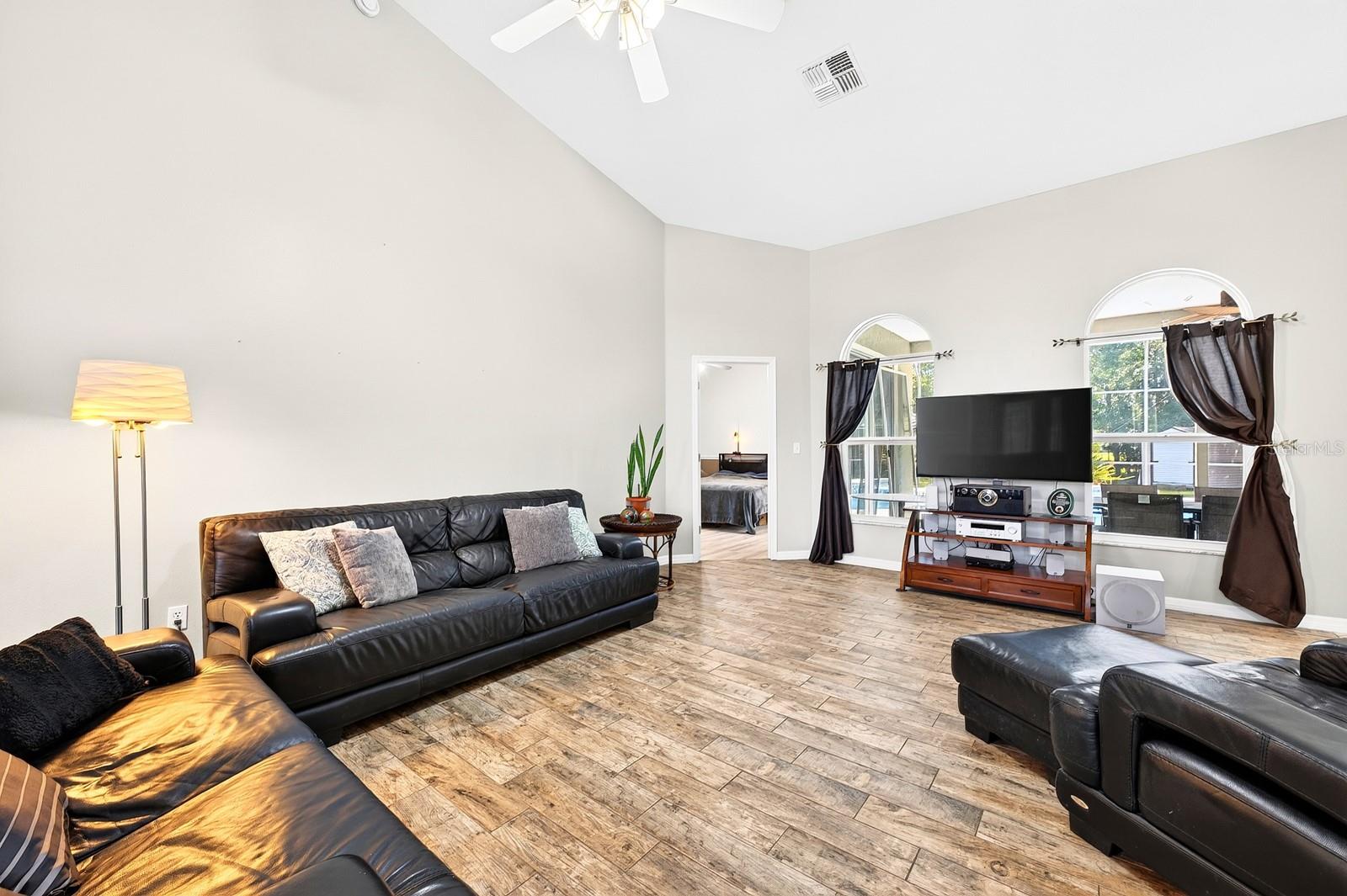 1648 Cypress Woods Cir Property Photo 13