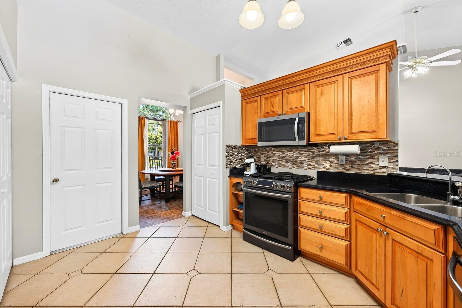 1648 Cypress Woods Cir Property Photo 16