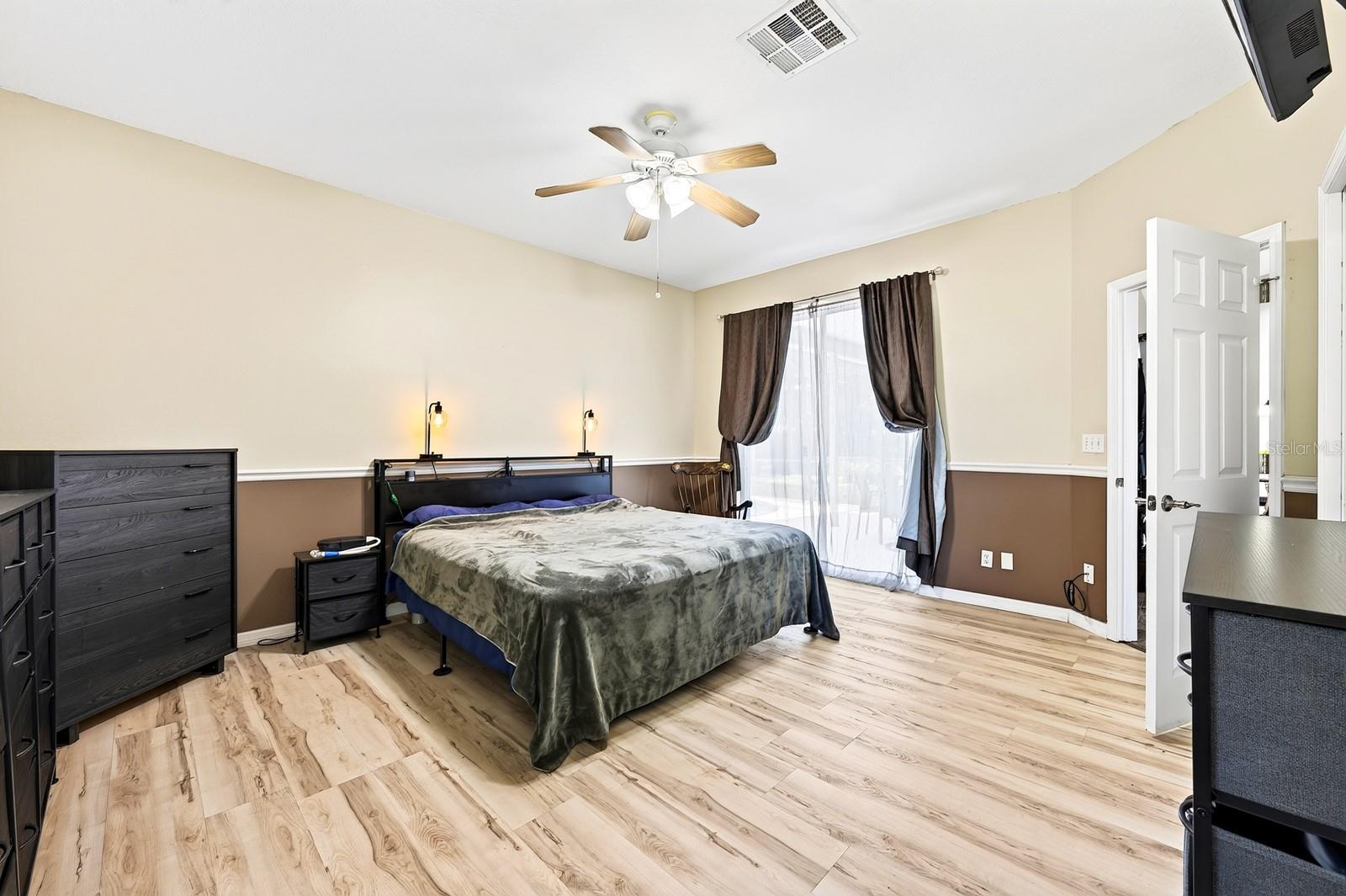 1648 Cypress Woods Cir Property Photo 21