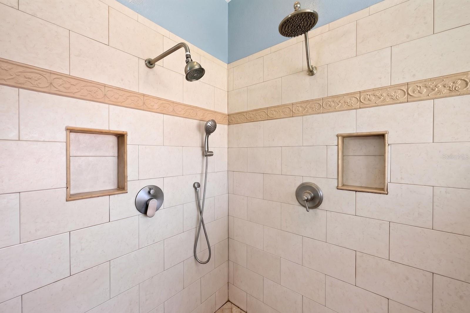 1648 Cypress Woods Cir Property Photo 23