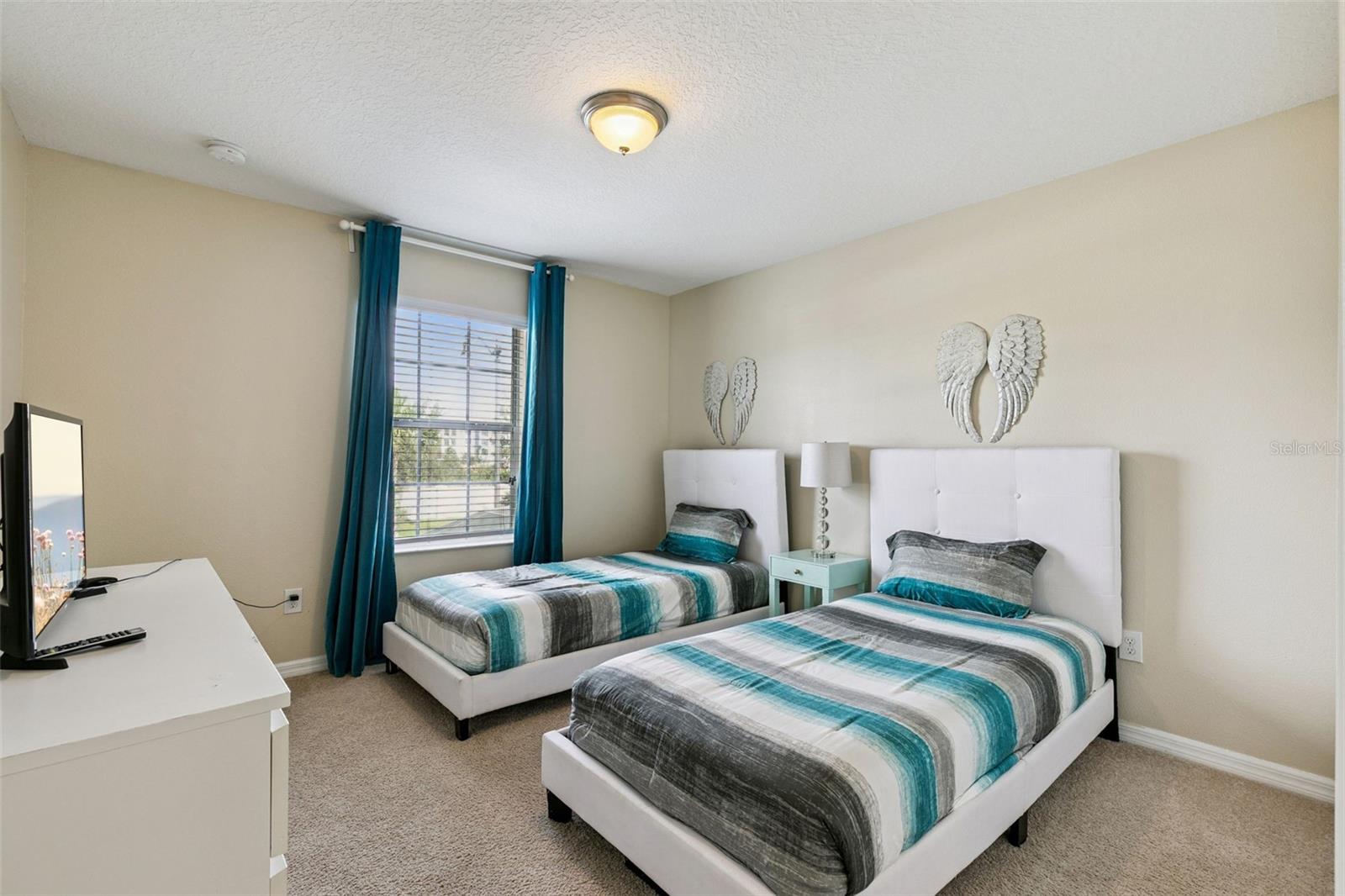 4839 Clock Tower Dr Property Photo 16